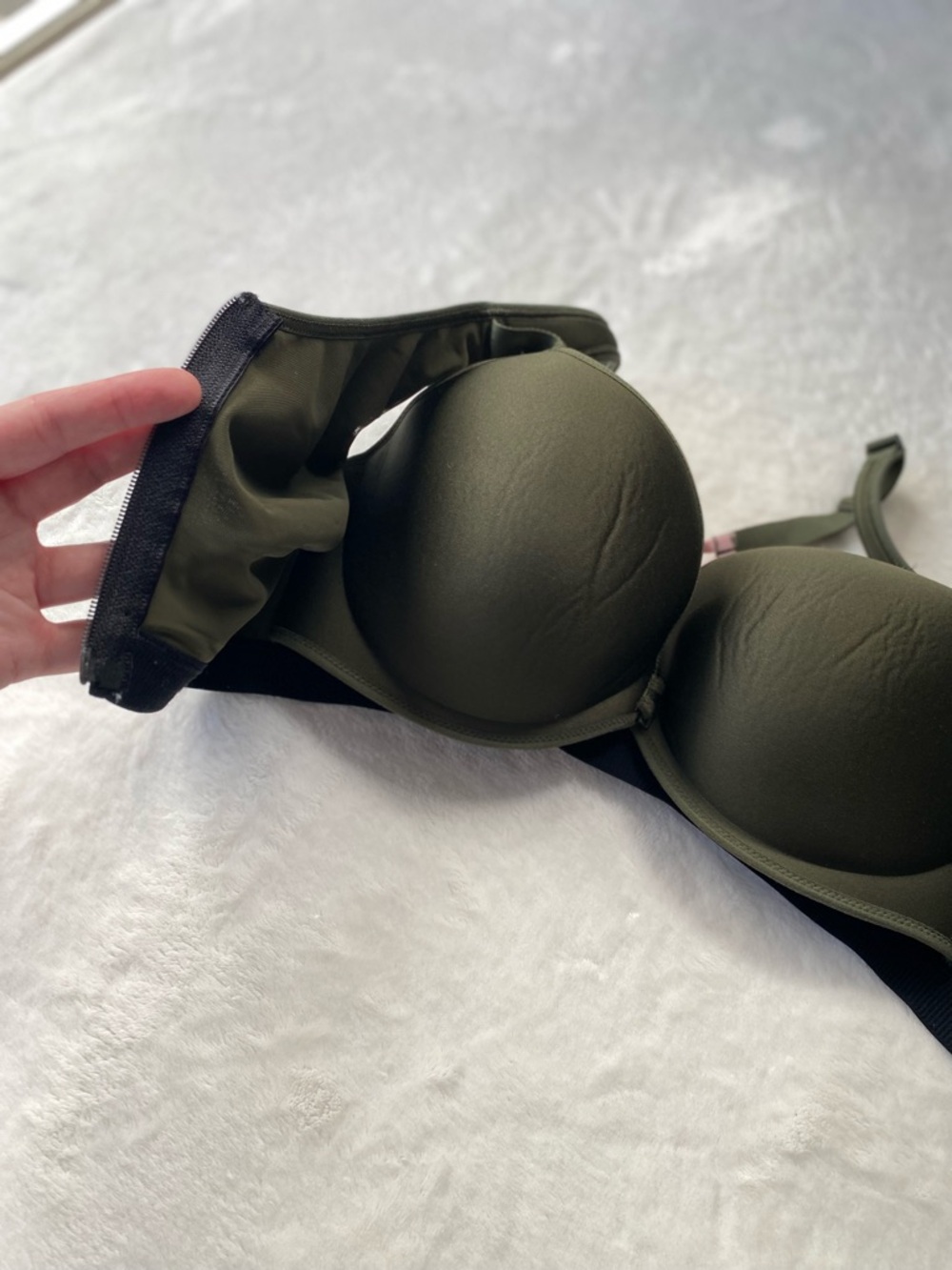 Victoria Sport Knockout Front-Zip High Impact Sports Bra Olive Green 34DD - Picture 8 of 9